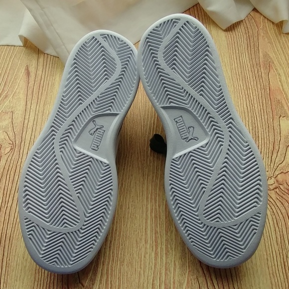 Puma Sneakers. 🎇NWT🎇 - Picture 6 of 8